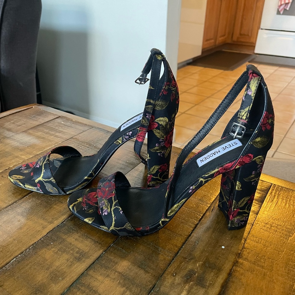Steve Madden Carrson Block Heel